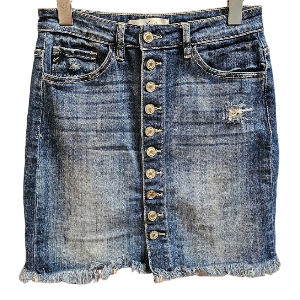 KanCan Frayed Hem Button Down Denim Skirt Size Small Cotton Stretch Distressed - Picture 3 of 9